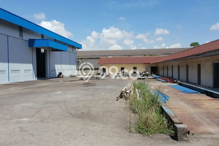 Unit Gudang Dijual di Cikande Serang Luas Bangunan 4150m2 Unit Gudang Dijual di Cikande Serang Luas Bangunan 4150m2