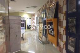 Kantor di Central Park, Luas 376m², Posisi Jalan Utama Kantor di Central Park, Luas 376m², Posisi Jalan Utama