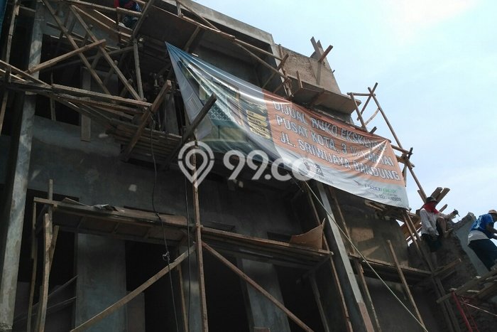 Ruko Dijual di Bandung LT 160m2 & LB 250m2 Lokasi Terbaik! Ruko Dijual di Bandung LT 160m2 & LB 250m2 Lokasi Terbaik!