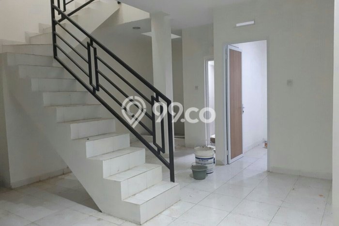 LOKASI PREMIUM! Ruko di Setra Sari, Luas 350m², Pusat Komersial LOKASI PREMIUM! Ruko di Setra Sari, Luas 350m², Pusat Komersial