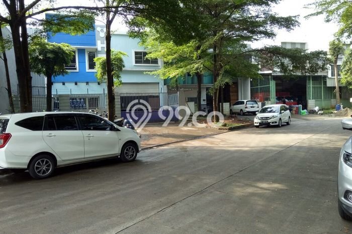 Gudang Dijual di Tangerang LT 396m2 & LB 300m2 Lokasi Terbaik! Gudang Dijual di Tangerang LT 396m2 & LB 300m2 Lokasi Terbaik!