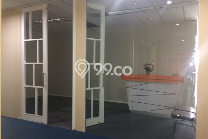 Unit Kantor Paling Strategis di Mampang Prapatan Jakarta Selatan dengan LB 0m2 Unit Kantor Paling Strategis di Mampang Prapatan Jakarta Selatan dengan LB 0m2