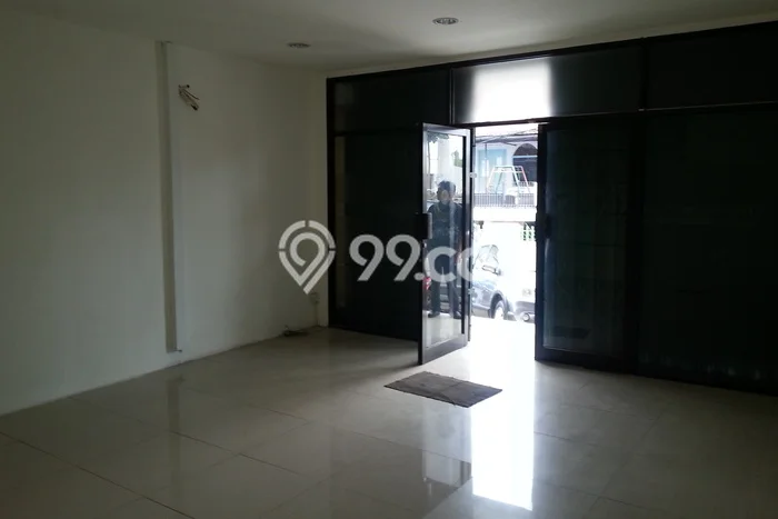 Ruko Dijual di Bogor LT 80m2 & LB 240m2 Lokasi Terbaik! Ruko Dijual di Bogor LT 80m2 & LB 240m2 Lokasi Terbaik!