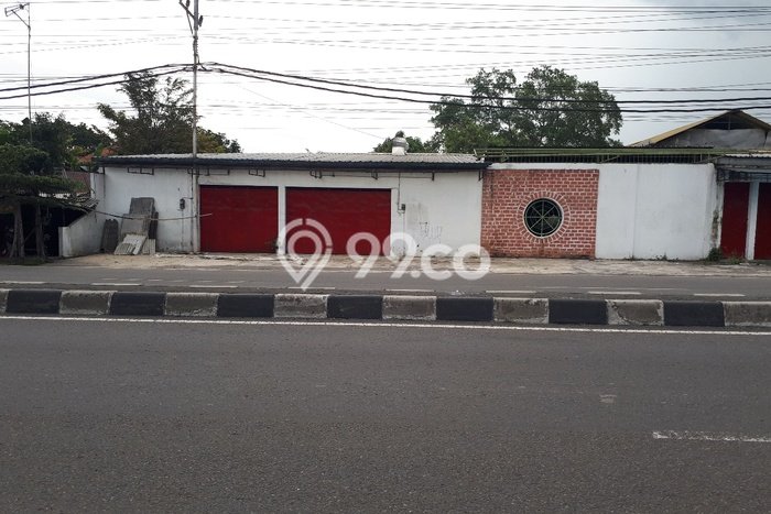 Komersial Dijual di Kebakkramat LT 469m2, LB 396m2 Solusi Investasi Cerdas Komersial Dijual di Kebakkramat LT 469m2, LB 396m2 Solusi Investasi Cerdas