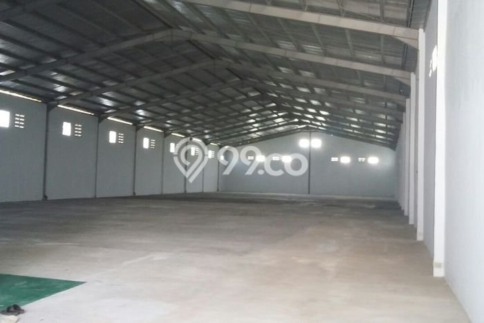Disewakan Gudang komersial di Rancaekek luas bangunan 2000m2 Disewakan Gudang komersial di Rancaekek luas bangunan 2000m2