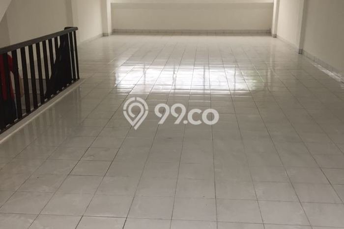 LOKASI SUPER STRATEGIS! Ruko di Gambir, Luas 304m², Kawasan Bisnis LOKASI SUPER STRATEGIS! Ruko di Gambir, Luas 304m², Kawasan Bisnis