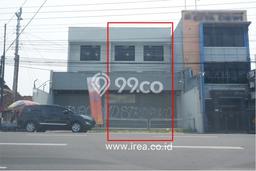 Disewakan Ruko komersial di Colomadu luas bangunan 550m2 Disewakan Ruko komersial di Colomadu luas bangunan 550m2