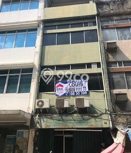 Ruko Bagus Dijual LB 200m2 Lokasi Strategis Jakarta Pusat Area Cocok untuk Berbisnis Ruko Bagus Dijual LB 200m2 Lokasi Strategis Jakarta Pusat Area Cocok untuk Berbisnis