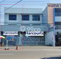 KAWASAN KOMERSIAL! Ruko Disewakan Kawasan Colomadu, Luas 325m², Akses Utama KAWASAN KOMERSIAL! Ruko Disewakan Kawasan Colomadu, Luas 325m², Akses Utama