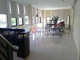 Ruko Siap Pakai di Citarum, Luas 240m², Kawasan Bisnis Ruko Siap Pakai di Citarum, Luas 240m², Kawasan Bisnis