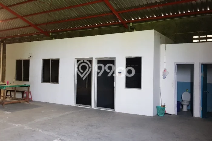 Unit Gudang Disewa Lokasi Solo Baru, Solo Spesifikasi Luas Bangunan 600m2 Unit Gudang Disewa Lokasi Solo Baru, Solo Spesifikasi Luas Bangunan 600m2
