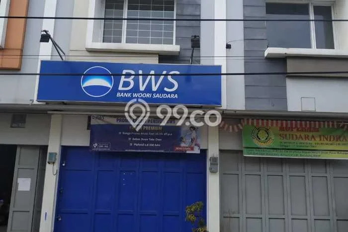 LOKASI PREMIUM! Ruko Kawasan Batujajar, Luas 82m², Mainroad, Kawasan Komersial LOKASI PREMIUM! Ruko Kawasan Batujajar, Luas 82m², Mainroad, Kawasan Komersial