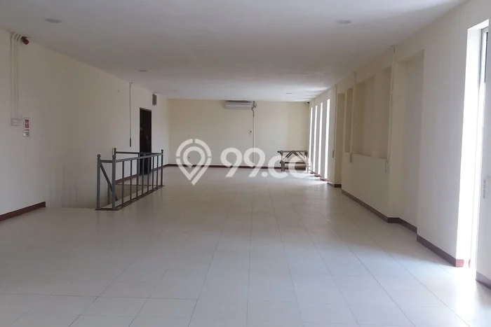 Gudang Disewa di Bandung dengan LB 2000m2 Area Komersial Ramai Gudang Disewa di Bandung dengan LB 2000m2 Area Komersial Ramai