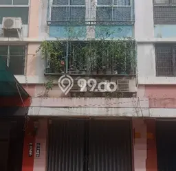 Ruko Dijual di Jakarta Pusat LT 55m2 & LB 220m2 Lokasi Terbaik! Ruko Dijual di Jakarta Pusat LT 55m2 & LB 220m2 Lokasi Terbaik!