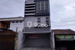 LOKASI STRATEGIS! Ruko Kawasan Serengan, Luas 200m², Area Berkembang, Siap Operasional LOKASI STRATEGIS! Ruko Kawasan Serengan, Luas 200m², Area Berkembang, Siap Operasional
