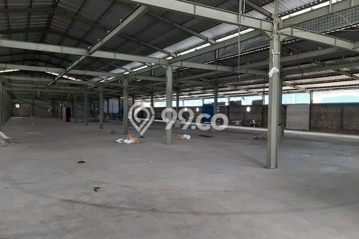 Unit Gudang Disewakan di Jatake di Area Ramai & Strategis Unit Gudang Disewakan di Jatake di Area Ramai & Strategis