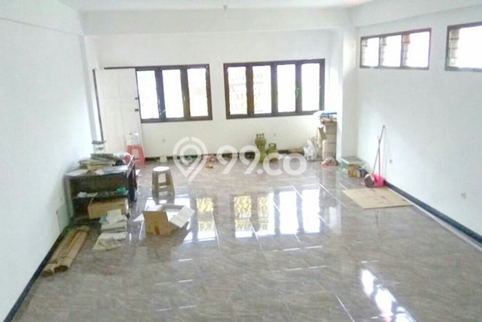 Lokasi Strategis! Dijual Ruko Bisnis di Klojen, Malang Kondisi Baik Lokasi Strategis! Dijual Ruko Bisnis di Klojen, Malang Kondisi Baik