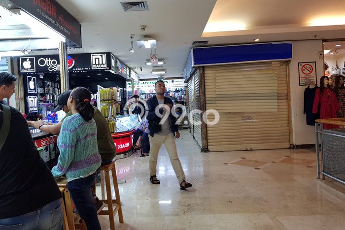 Komersial Kawasan Kuningan, Luas 6m², Kawasan Bisnis, Ramai Komersial Kawasan Kuningan, Luas 6m², Kawasan Bisnis, Ramai
