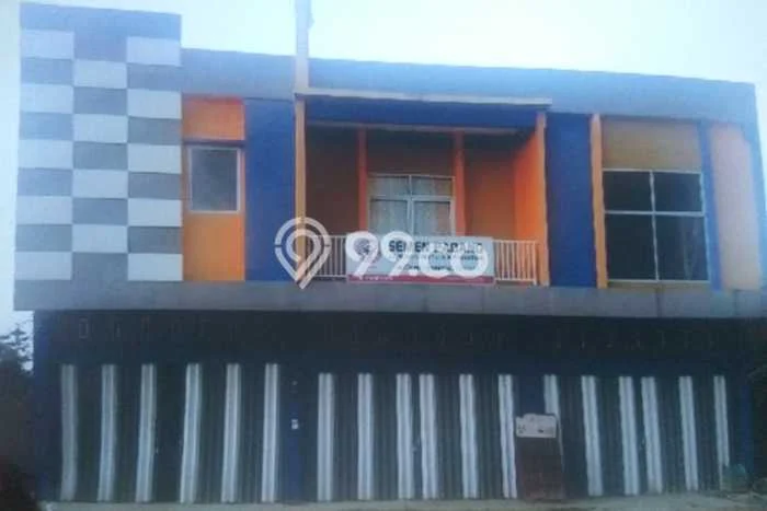 LOKASI PREMIUM! Ruko di Marpoyan Damai, Luas 330m², Area Berkembang LOKASI PREMIUM! Ruko di Marpoyan Damai, Luas 330m², Area Berkembang