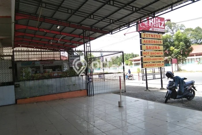 Ruko di Hangtuah, Luas 296m², Posisi Mainroad Ruko di Hangtuah, Luas 296m², Posisi Mainroad
