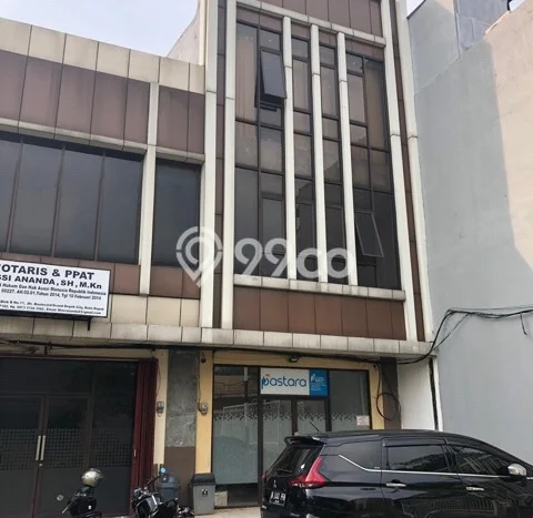 Dijual! Ruko di Margonda Depok LT 80m2 / LB 136m2 Kawasan Bisnis Dijual! Ruko di Margonda Depok LT 80m2 / LB 136m2 Kawasan Bisnis