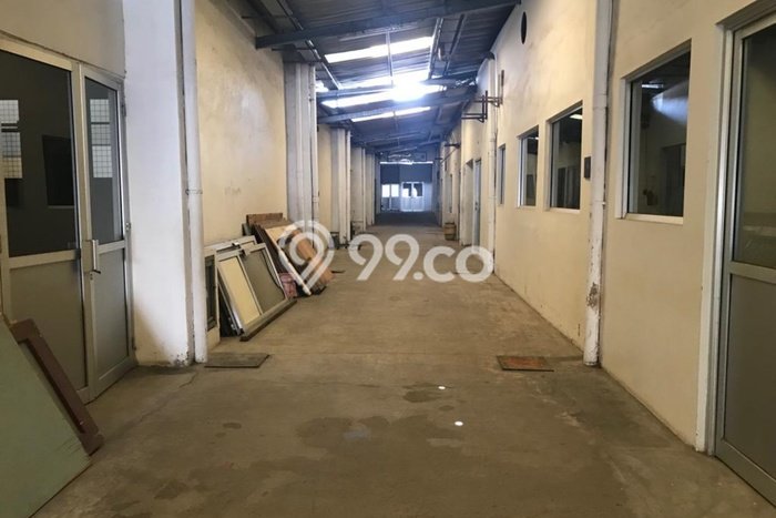 Gudang Disewa di Semarang dengan LB 8000m2 Area Komersial Ramai Gudang Disewa di Semarang dengan LB 8000m2 Area Komersial Ramai