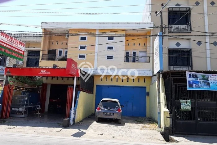 AREA KOMERSIAL! Ruko di Tamalate, Luas 115m², Posisi Premium AREA KOMERSIAL! Ruko di Tamalate, Luas 115m², Posisi Premium