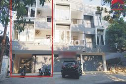 Lokasi Strategis! Dijual Ruko Bisnis di Laweyan, Surakarta Kondisi Bagus Lokasi Strategis! Dijual Ruko Bisnis di Laweyan, Surakarta Kondisi Bagus