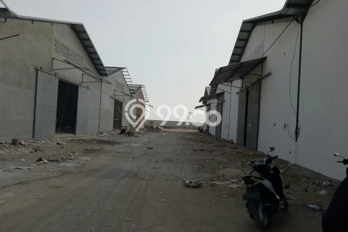 Unit Komersial Disewakan di Surabaya Kawasan Strategis Harga Kompetitif Unit Komersial Disewakan di Surabaya Kawasan Strategis Harga Kompetitif