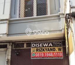 Ruko untuk Disewa di Pusat Jakarta Barat Luas Bangunan 200m2 Ruko untuk Disewa di Pusat Jakarta Barat Luas Bangunan 200m2