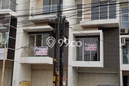 Ruko Dijual di Prime Area Bandung Luas 210m2 Ruko Dijual di Prime Area Bandung Luas 210m2