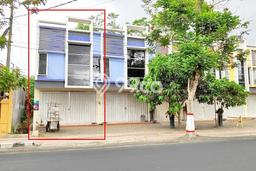 Ruko Dijual di Sananwetan LT 69m2, LB 138m2 Solusi Investasi Cerdas Ruko Dijual di Sananwetan LT 69m2, LB 138m2 Solusi Investasi Cerdas