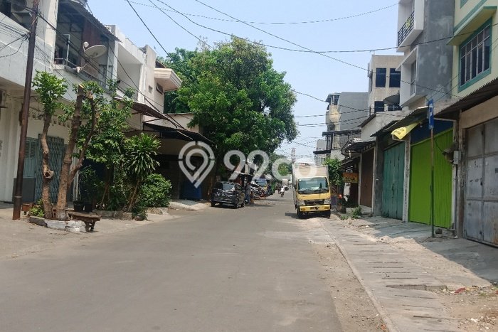Dijual! Ruko di Asemka Jakarta Barat LT 90m2 / LB 360m2 Kawasan Strategis Dijual! Ruko di Asemka Jakarta Barat LT 90m2 / LB 360m2 Kawasan Strategis