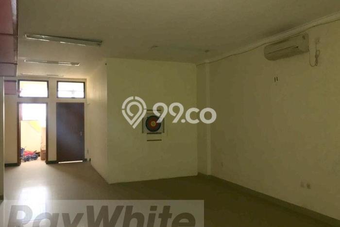 Ruko Dijual di Depok LT 147m2 & LB 262m2 Lokasi Terbaik! Ruko Dijual di Depok LT 147m2 & LB 262m2 Lokasi Terbaik!