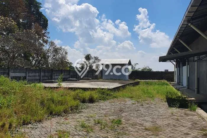 Disewakan Gudang di Kawasan Ramai Pudak Payung Luas 748m2 Disewakan Gudang di Kawasan Ramai Pudak Payung Luas 748m2