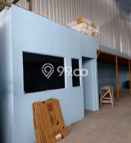 LOKASI SUPER STRATEGIS! Gudang di Cipondoh, Luas 400m², Prospek Pengunjung LOKASI SUPER STRATEGIS! Gudang di Cipondoh, Luas 400m², Prospek Pengunjung