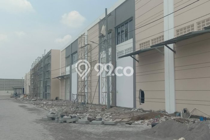 FOR SALE! Gudang di Driyorejo Gresik, LT 448m2, LB 448m2 FOR SALE! Gudang di Driyorejo Gresik, LT 448m2, LB 448m2