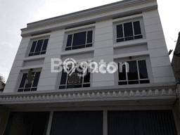 Unit Ruko Dijual di Jakarta Barat LT 108m2 & LB 320m2 Unit Ruko Dijual di Jakarta Barat LT 108m2 & LB 320m2