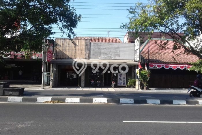 LOKASI PREMIUM! Ruko di Kalasan, Luas 250m², Pusat Bisnis LOKASI PREMIUM! Ruko di Kalasan, Luas 250m², Pusat Bisnis