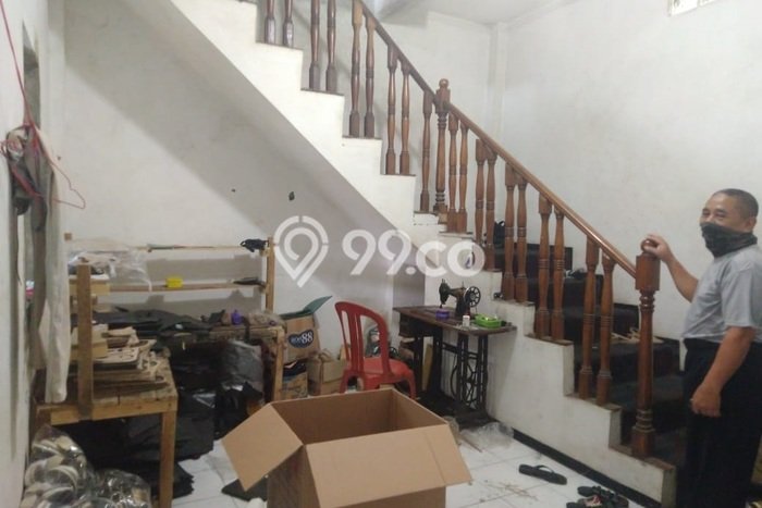 Lokasi Strategis! Dijual Gudang Bisnis di Margahayu, Bandung Kondisi Baik Lokasi Strategis! Dijual Gudang Bisnis di Margahayu, Bandung Kondisi Baik