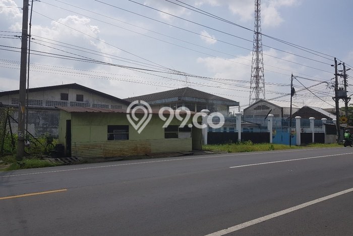 Unit Gudang Disewa Lokasi Jebres, Solo Spesifikasi Luas Bangunan 4600m2 Unit Gudang Disewa Lokasi Jebres, Solo Spesifikasi Luas Bangunan 4600m2
