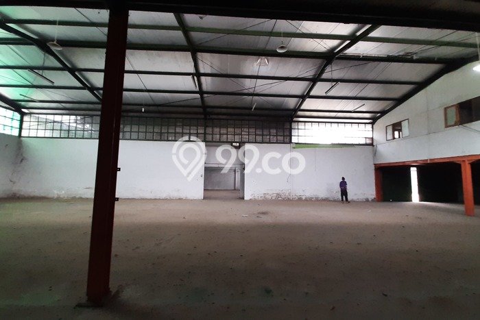 Gudang Dijual di Prime Area Bandung Luas 1324m2 Gudang Dijual di Prime Area Bandung Luas 1324m2