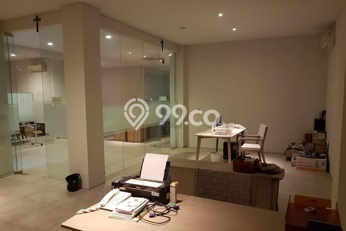 Kantor Bagus Dijual LB 1800m2 Lokasi Strategis Jakarta Selatan Area Cocok untuk Bisnis Kantor Bagus Dijual LB 1800m2 Lokasi Strategis Jakarta Selatan Area Cocok untuk Bisnis