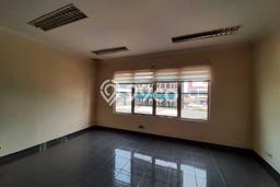 Ruko Komersial Disewakan di Serpong Tangerang Selatan Luas 227m2 Ruko Komersial Disewakan di Serpong Tangerang Selatan Luas 227m2