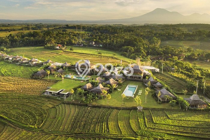 Unit Komersial Dijual di Tabanan LT 16000m2 & LB 4300m2 Unit Komersial Dijual di Tabanan LT 16000m2 & LB 4300m2