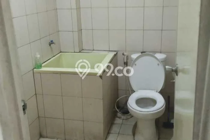 Ruko Disewakan di Dadap, Luas 202m², Jalan Utama, Akses Mudah Ruko Disewakan di Dadap, Luas 202m², Jalan Utama, Akses Mudah