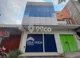 AREA BISNIS! Ruko di Jebres, Luas 90m², Area Premium AREA BISNIS! Ruko di Jebres, Luas 90m², Area Premium