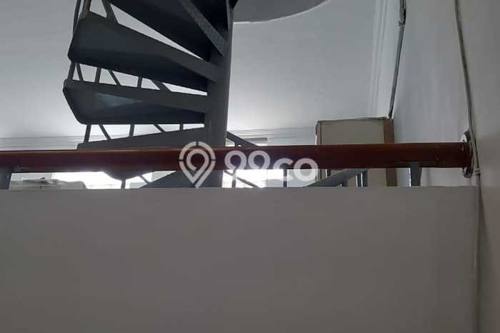 Disewakan Ruko komersial di Lengkong luas bangunan 300m2 Disewakan Ruko komersial di Lengkong luas bangunan 300m2