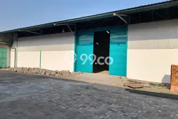 Gudang Disewa di Semarang dengan LB 660m2 Area Komersial Ramai Gudang Disewa di Semarang dengan LB 660m2 Area Komersial Ramai