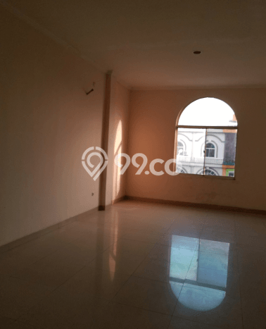 INVESTASI MENGUNTUNGKAN! Ruko Kawasan Green Lake City, Luas 256m², Pusat Komersial INVESTASI MENGUNTUNGKAN! Ruko Kawasan Green Lake City, Luas 256m², Pusat Komersial